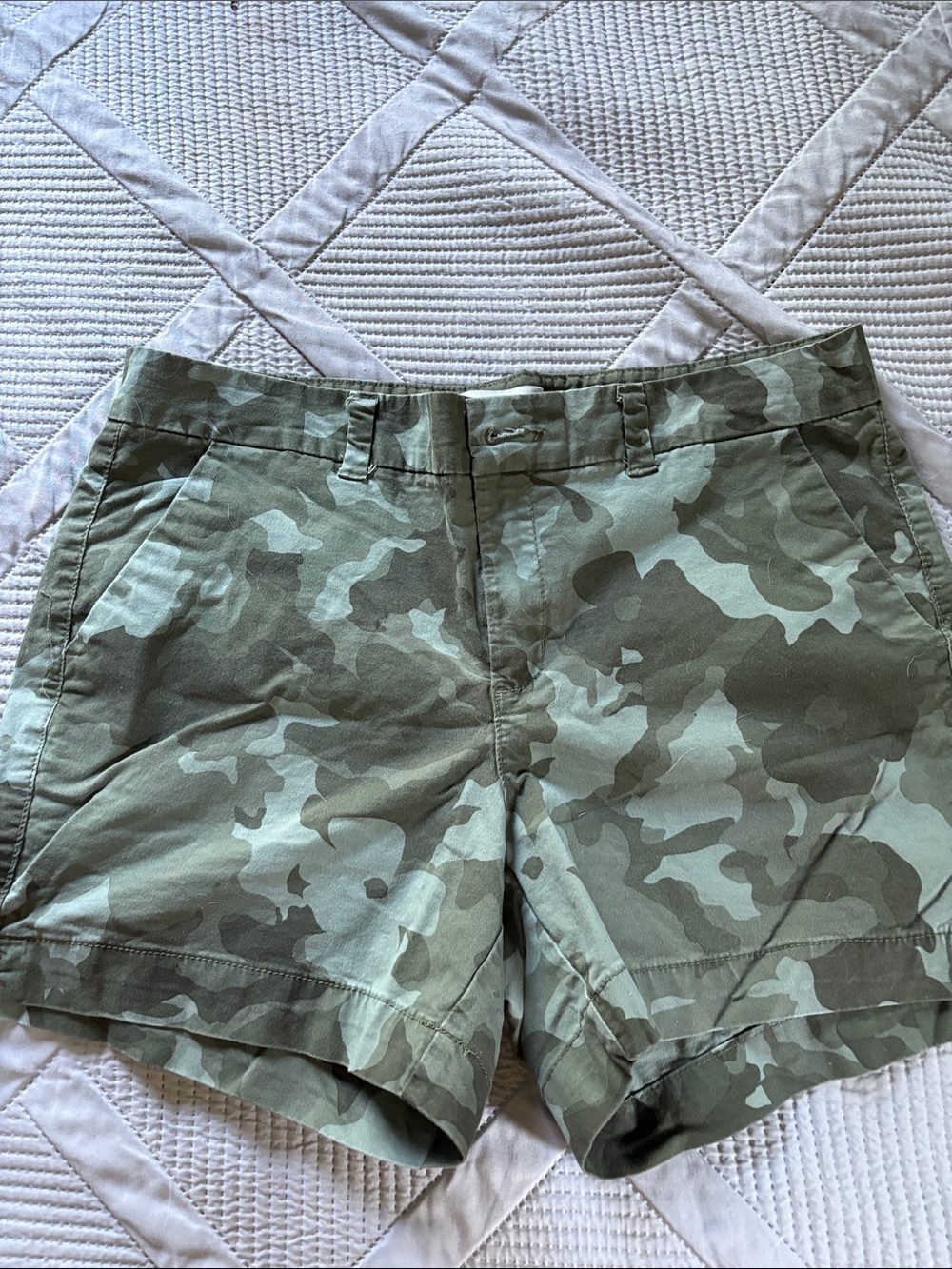 Old Navy Women's Camo Shorts in Olive & Light Olive